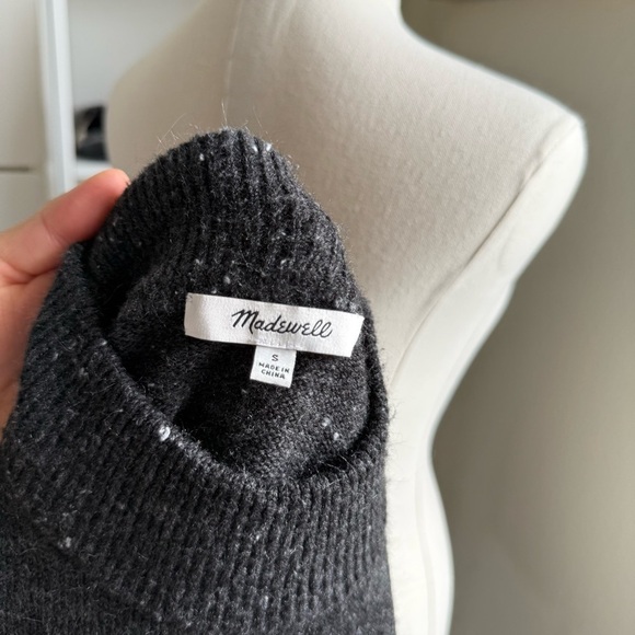 Madewell Donegal Redmond Mockneck Pocket Sweater Size Small - Picture 7 of 12